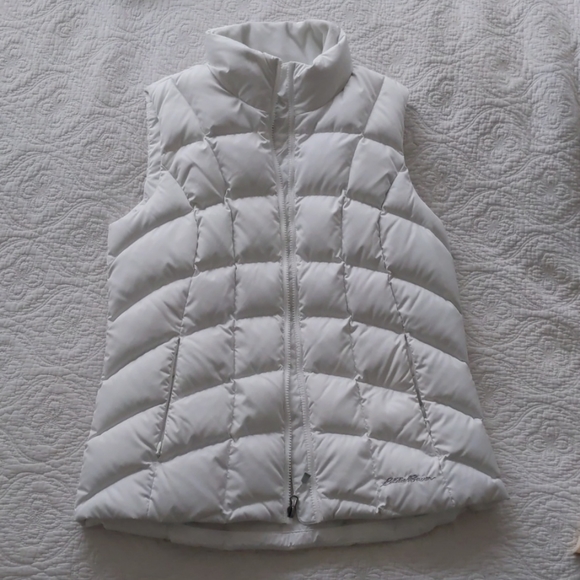 NWOT Eddie Bauer Down Vest - Picture 3 of 11